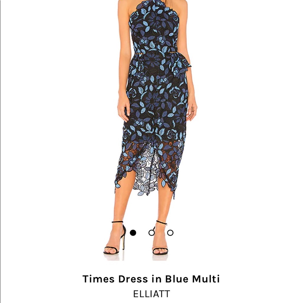 ELLIATT - NWT
TIMES DRESS IN BLUE MULTI
Color: Blue Multi